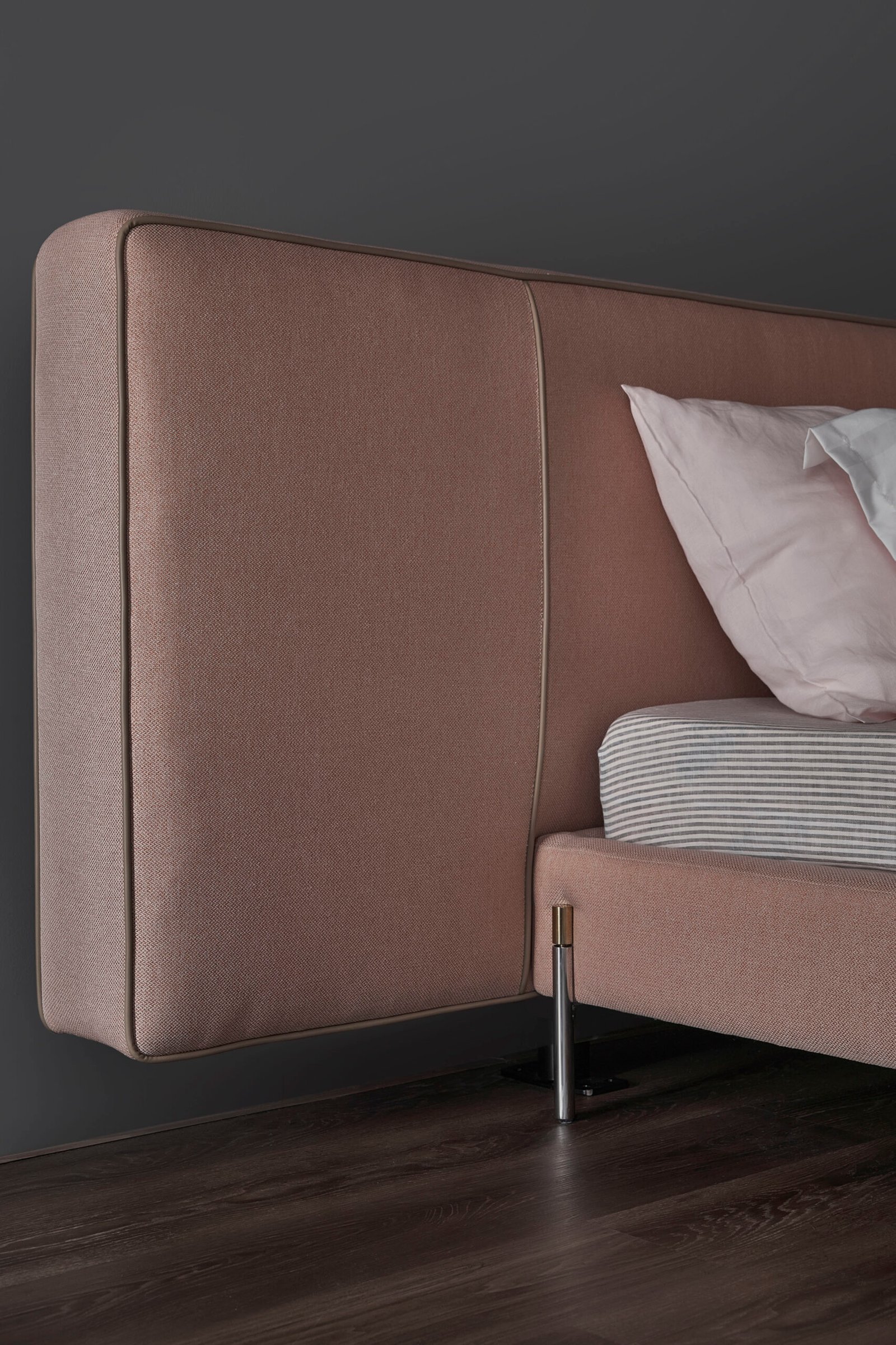 Mono Bed – Giường ngủ phong cách Bắc Âu, chất liệu nhập khẩu cao cấp